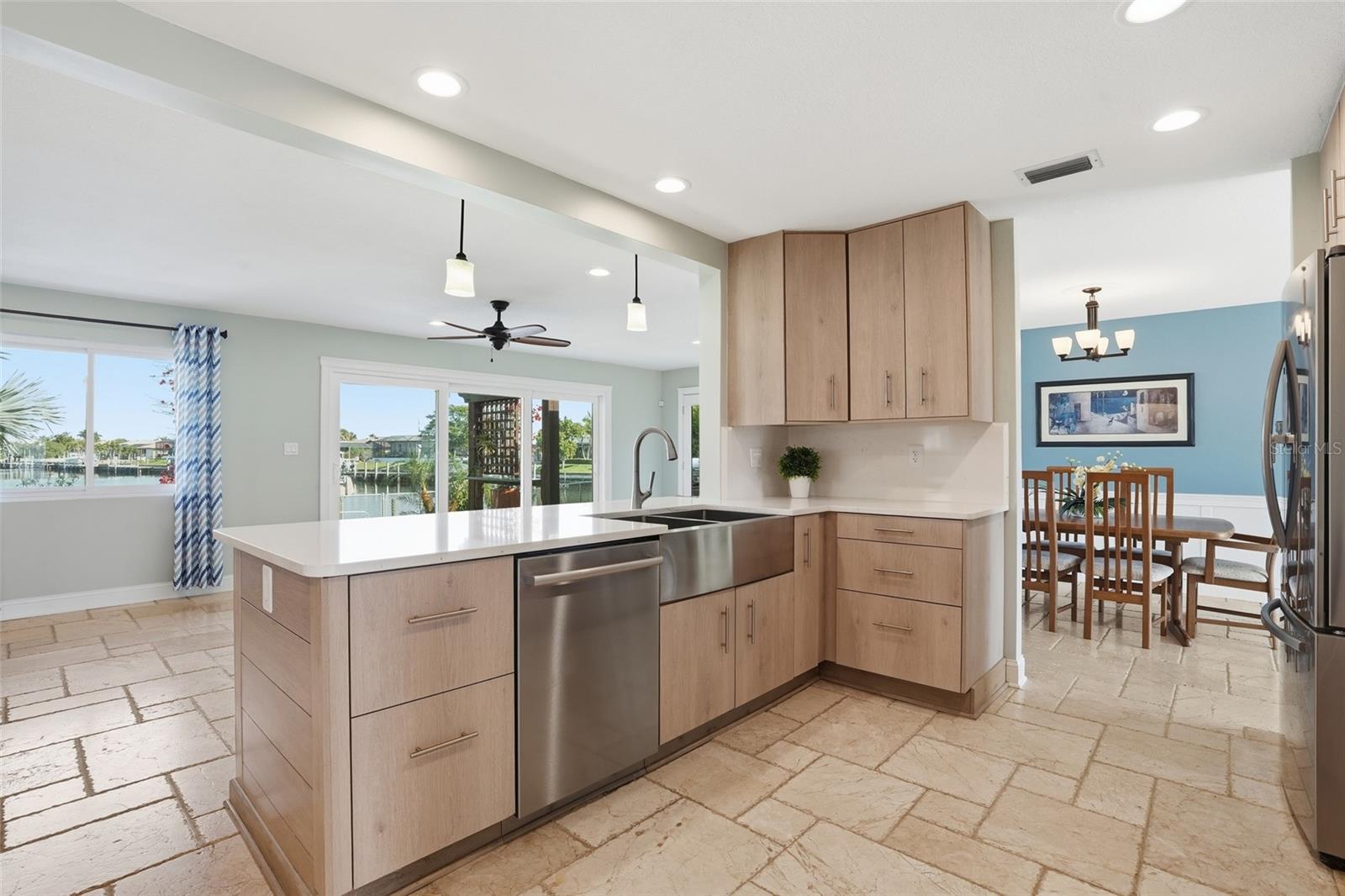 Image 10 of 42 For 1330 Appian Drive