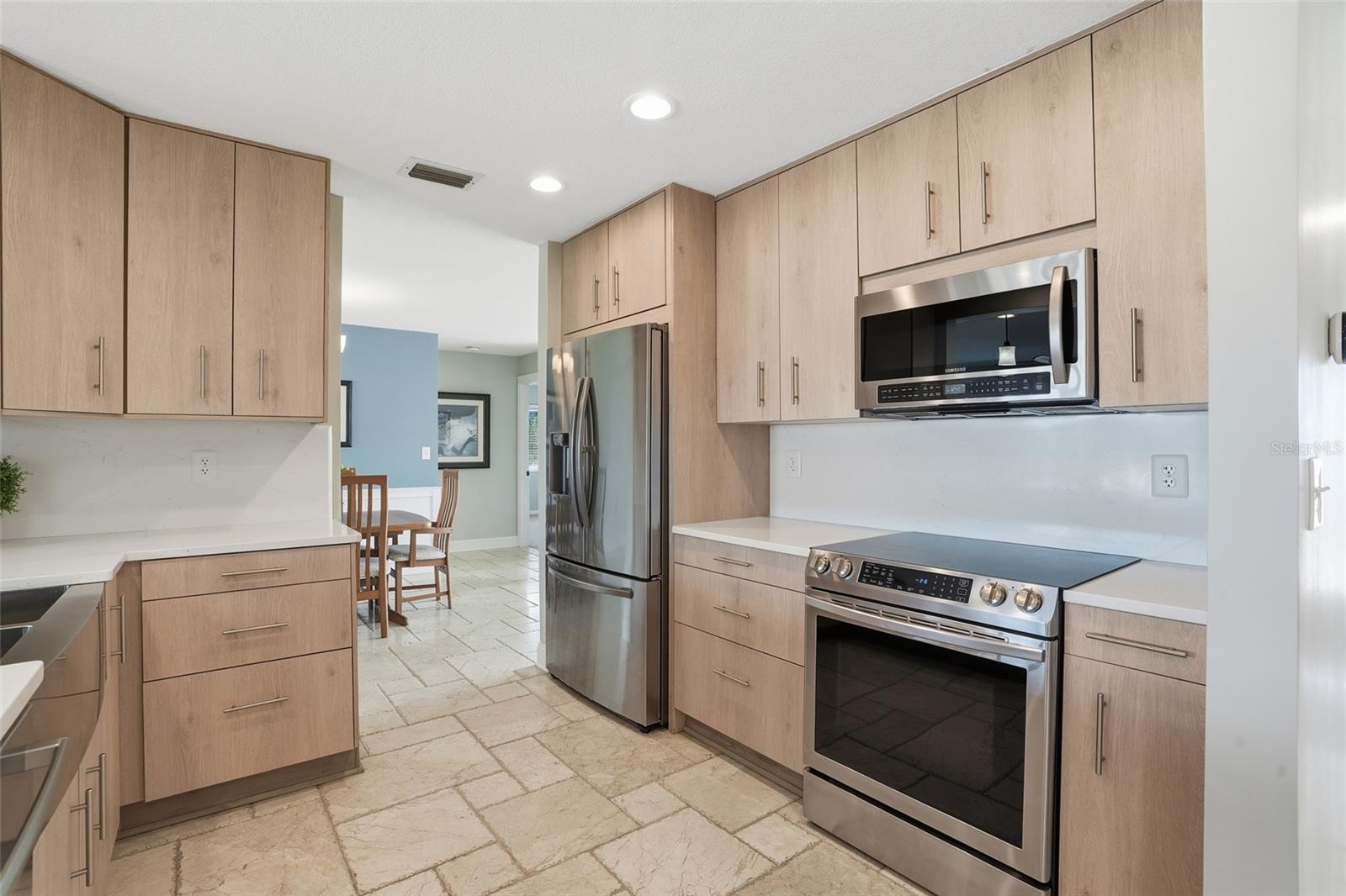 Image 11 of 42 For 1330 Appian Drive