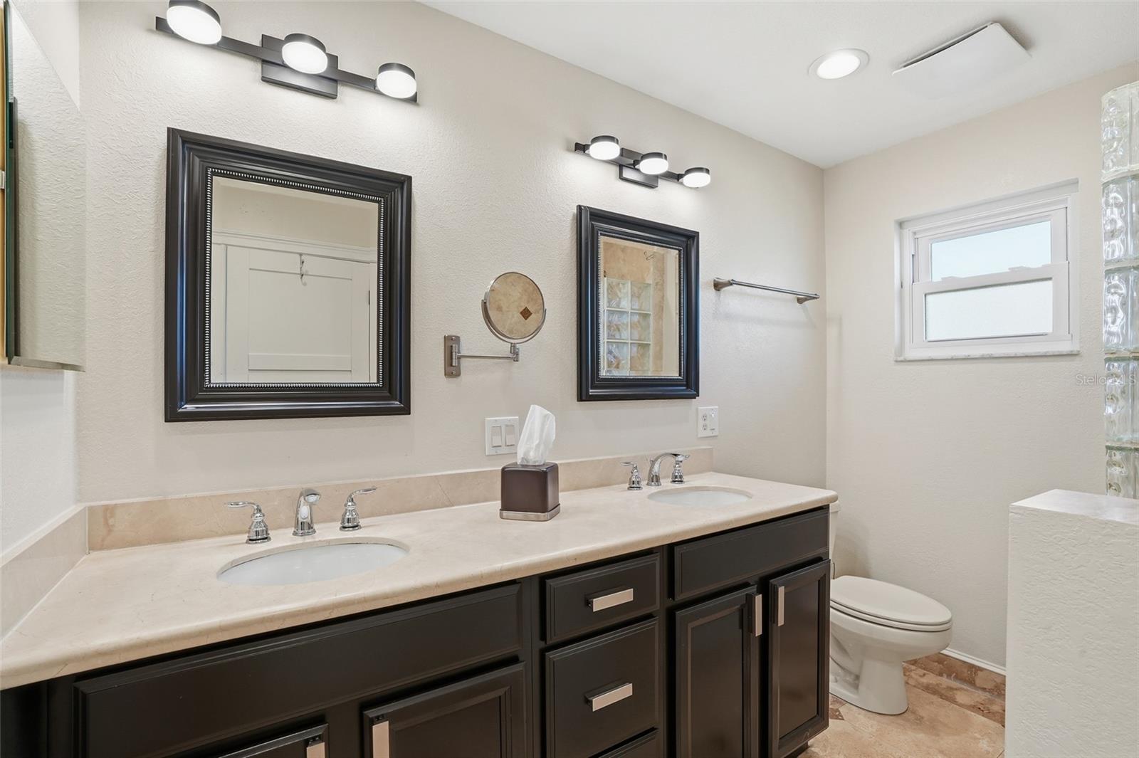 Image 21 of 42 For 1330 Appian Drive