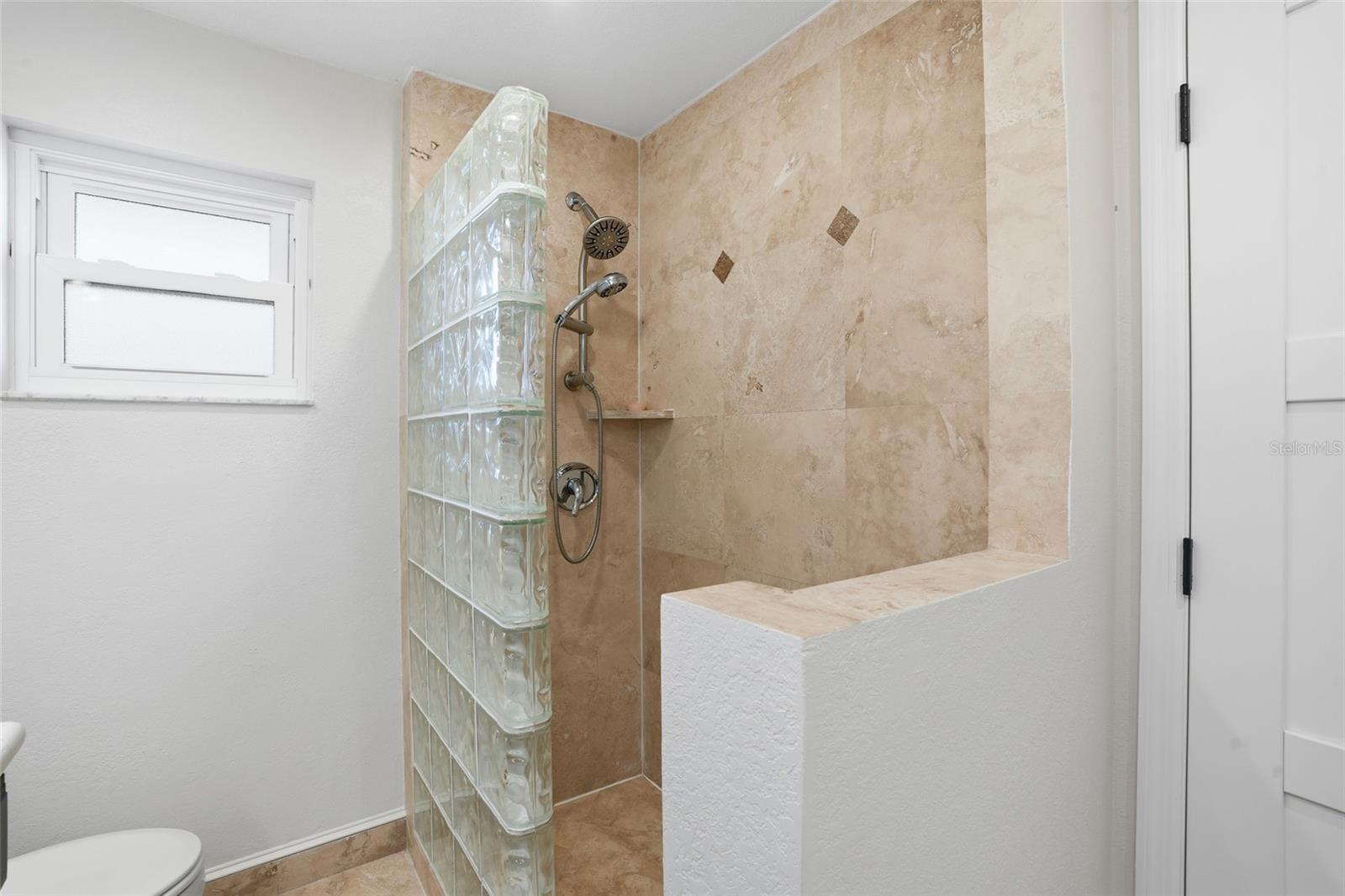 Image 22 of 42 For 1330 Appian Drive