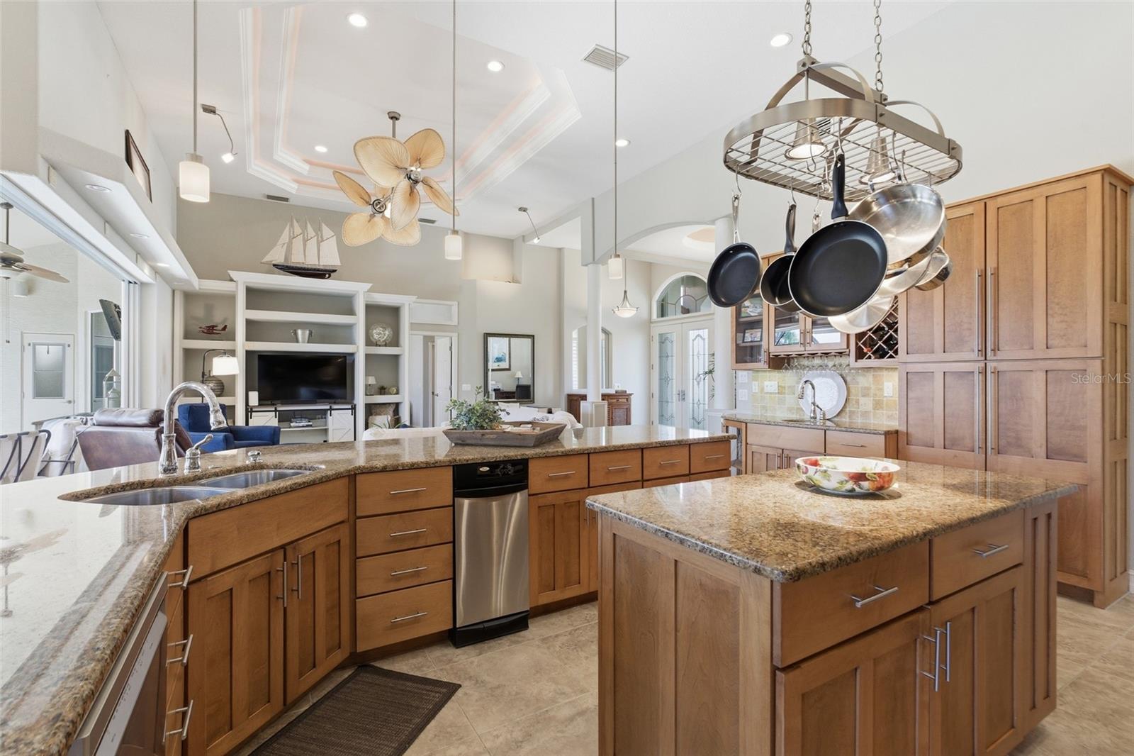 Image 12 of 47 For 521 Eleuthera Drive