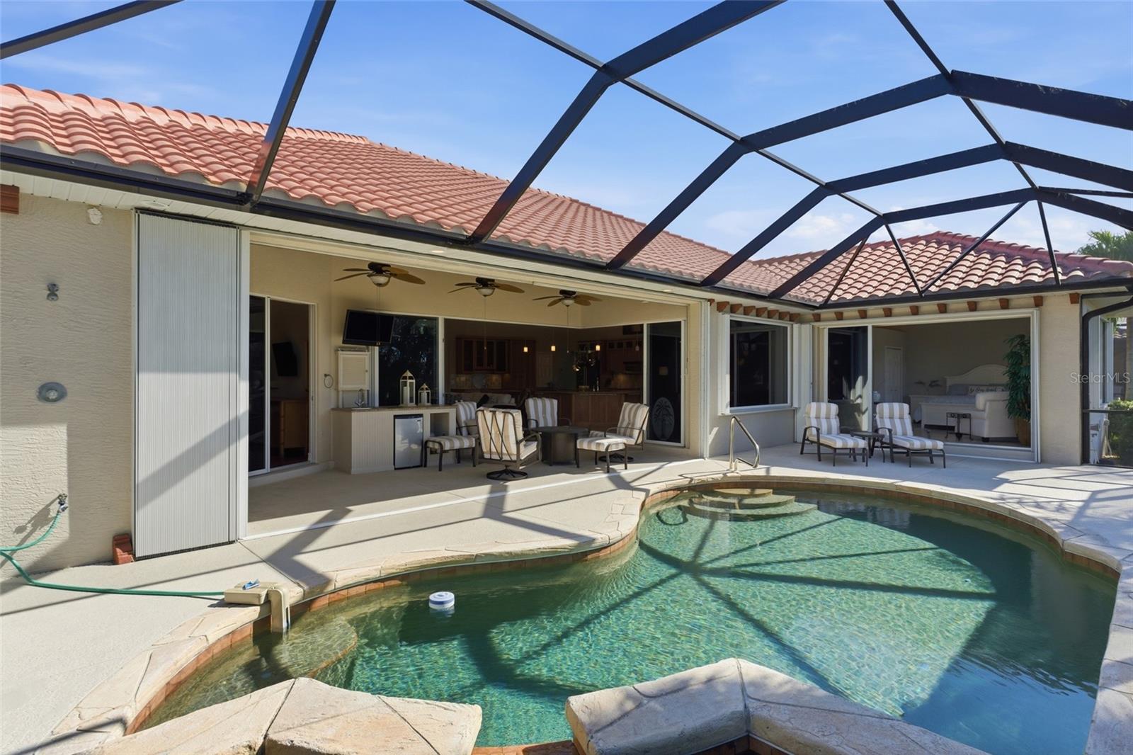 Image 34 of 47 For 521 Eleuthera Drive