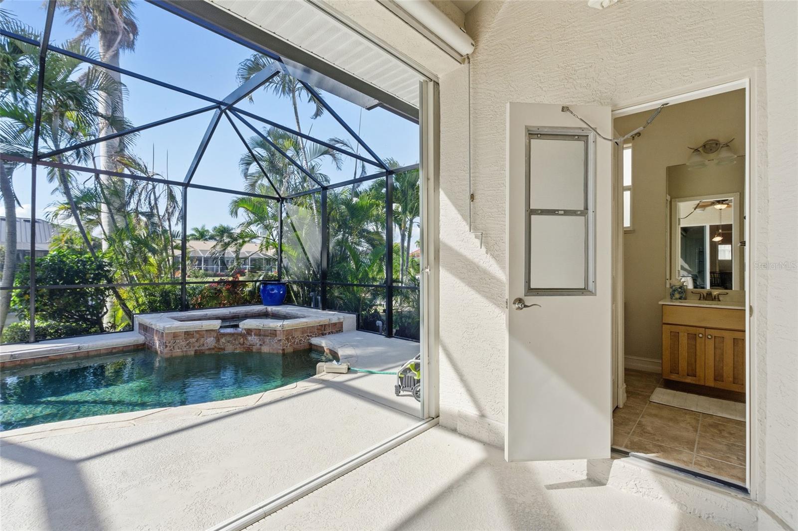 Image 37 of 47 For 521 Eleuthera Drive