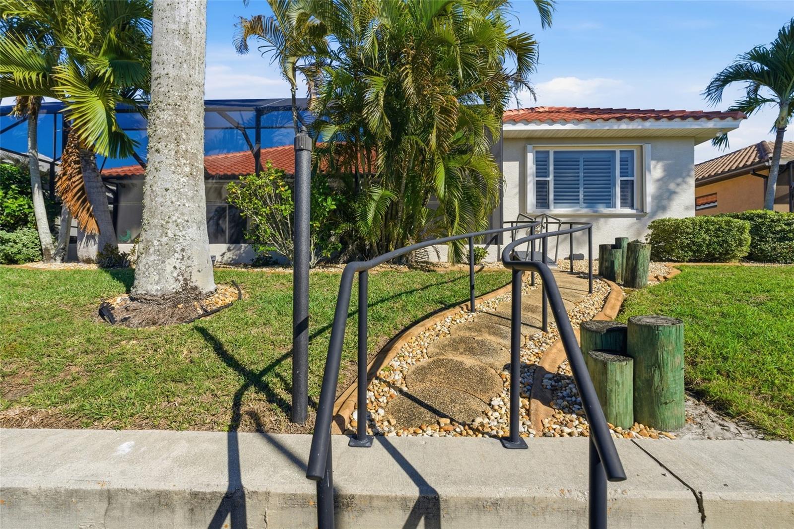 Image 40 of 47 For 521 Eleuthera Drive