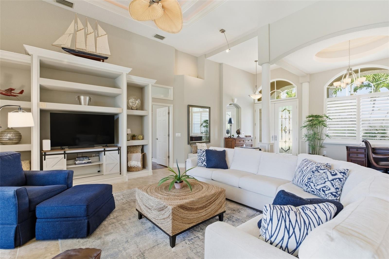 Image 8 of 47 For 521 Eleuthera Drive