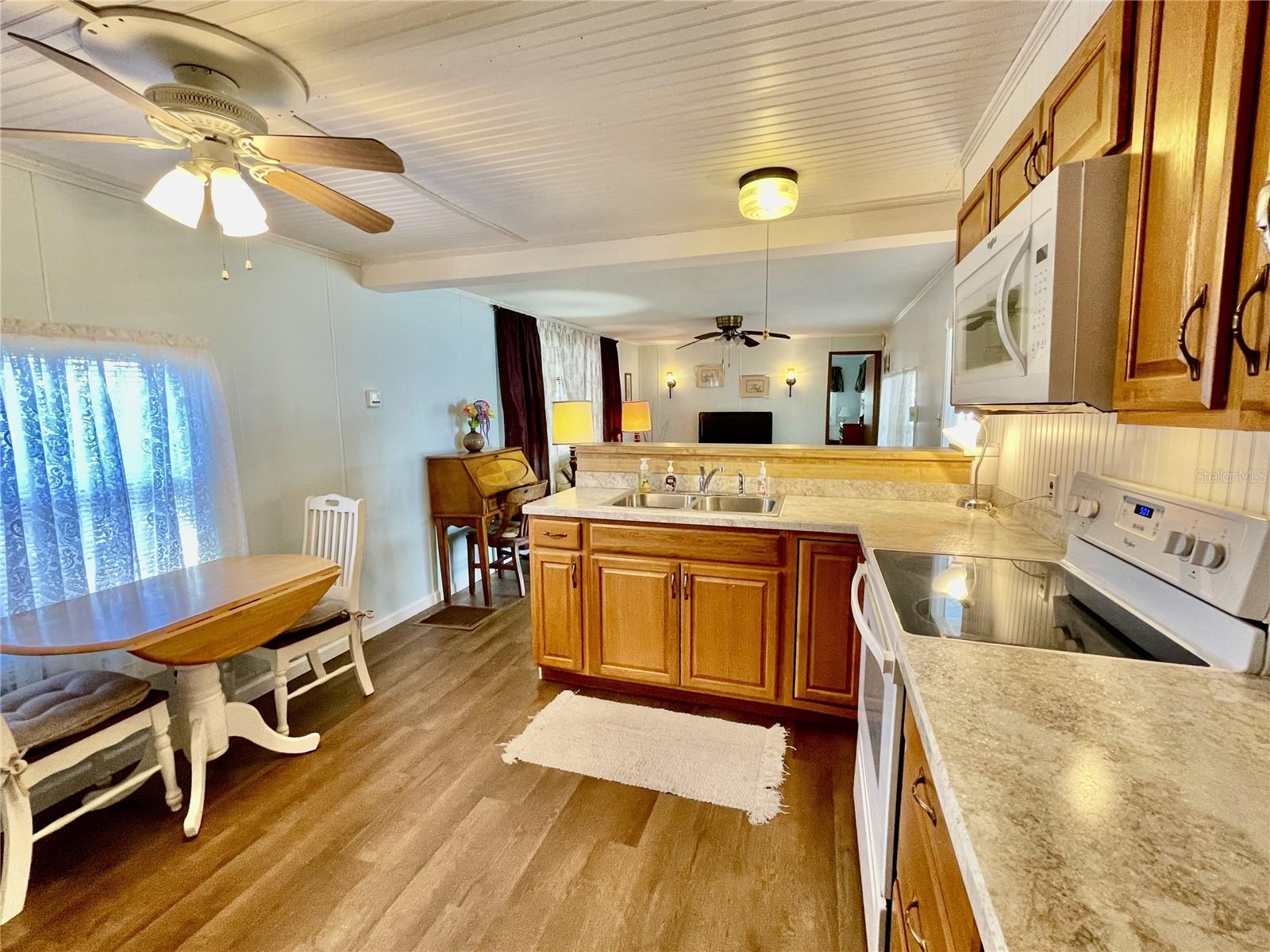 Image 13 of 48 For 6452 Fleetwood Court