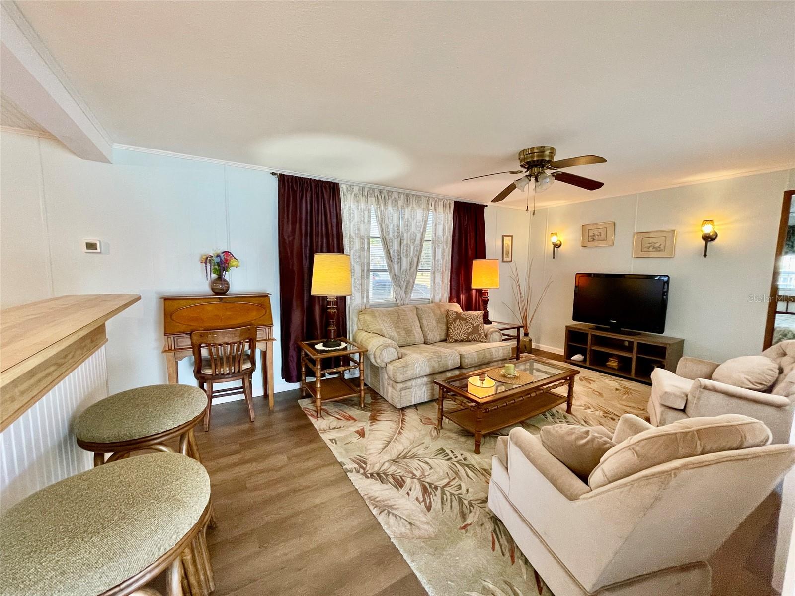 Image 9 of 48 For 6452 Fleetwood Court