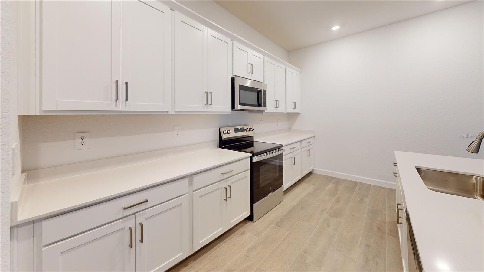 Image 24 of 43 For 7773 Lakes Edge Lane