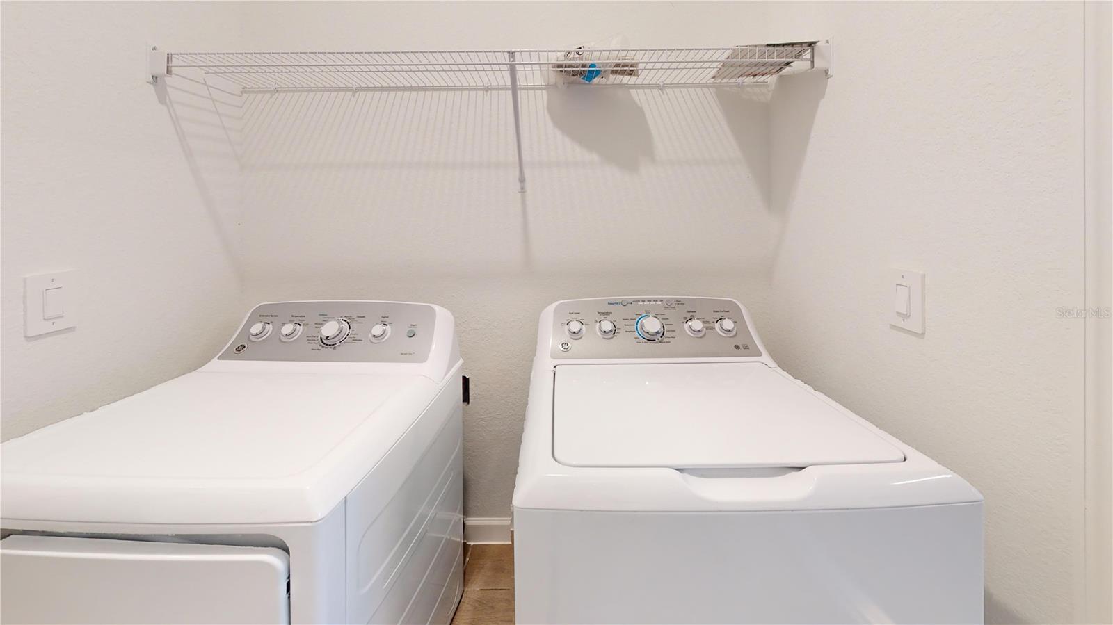 Image 26 of 43 For 7773 Lakes Edge Lane