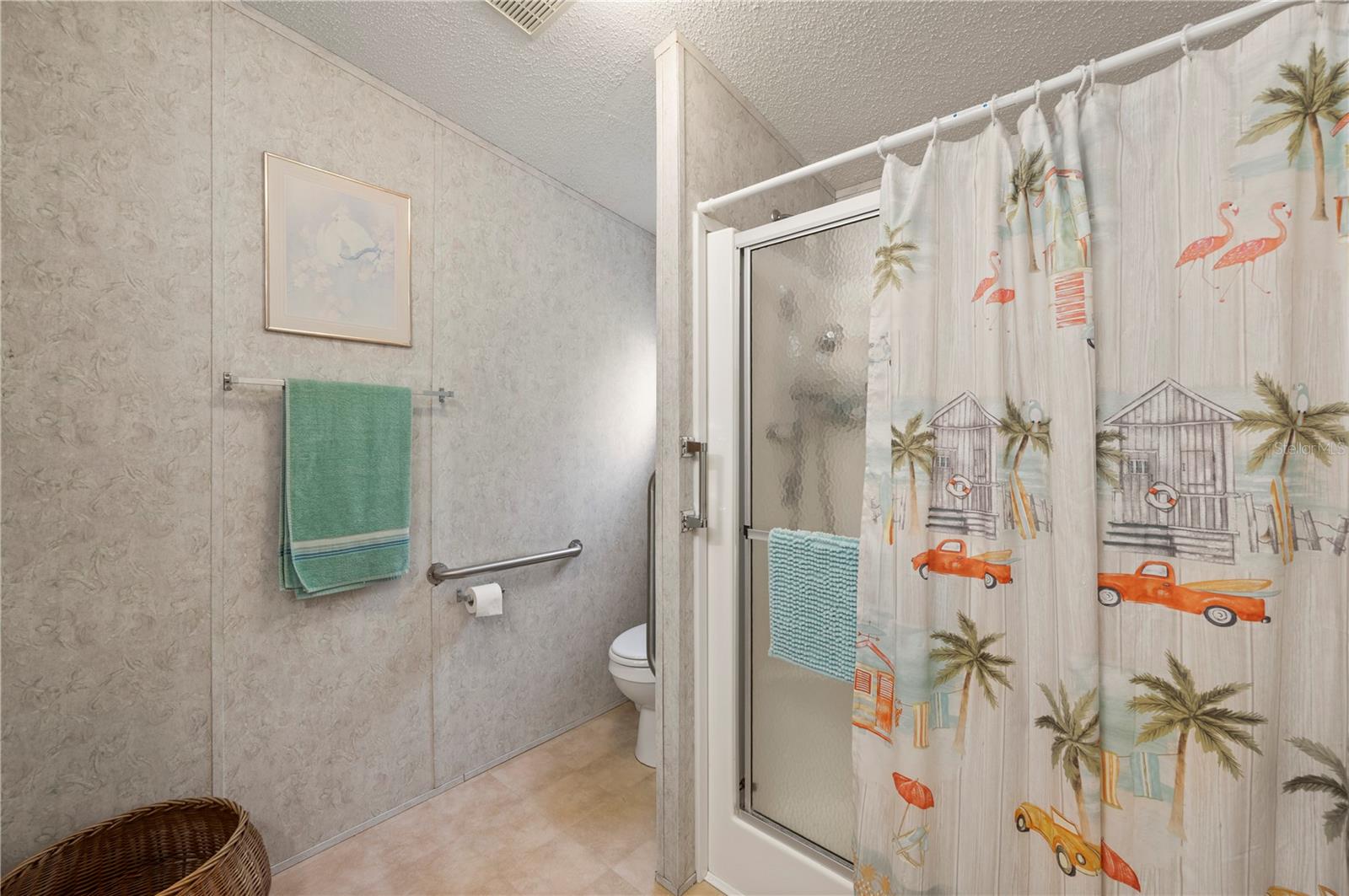 Image 30 of 72 For 741 Longbeach Court