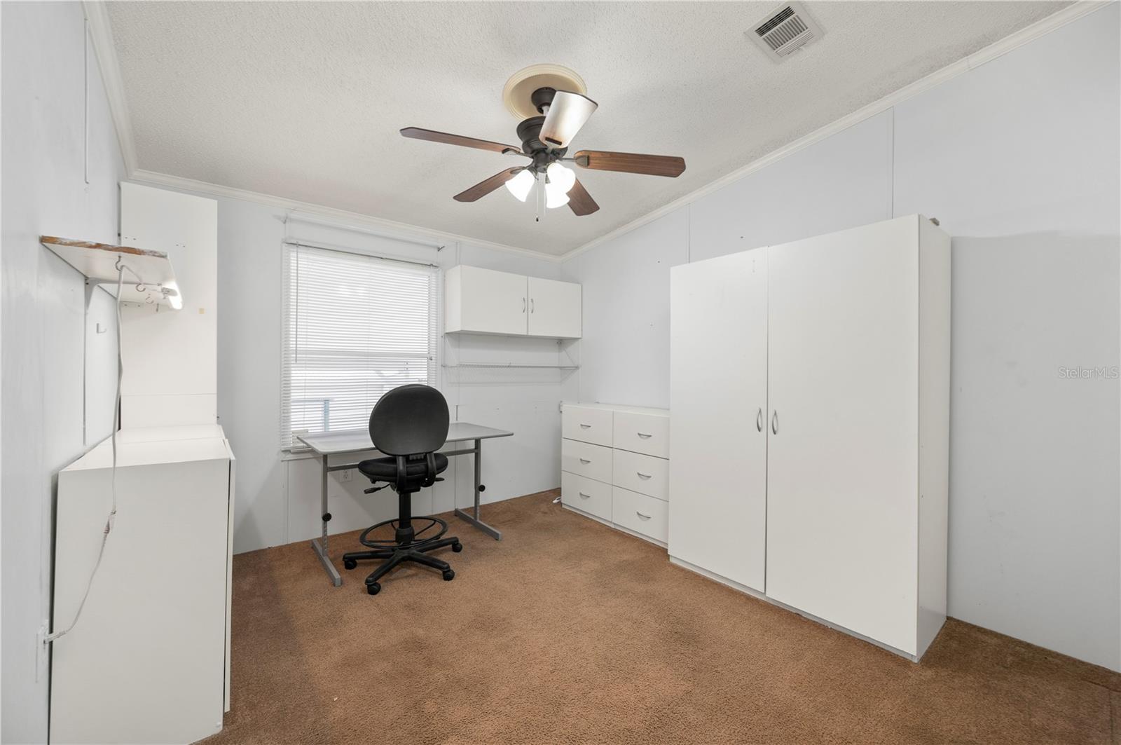 Image 32 of 72 For 741 Longbeach Court