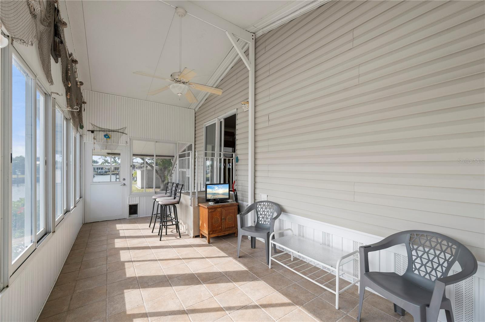 Image 39 of 72 For 741 Longbeach Court