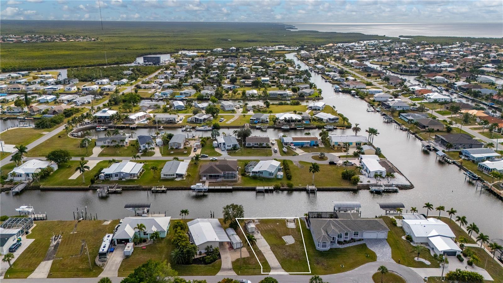 Image 56 of 72 For 741 Longbeach Court