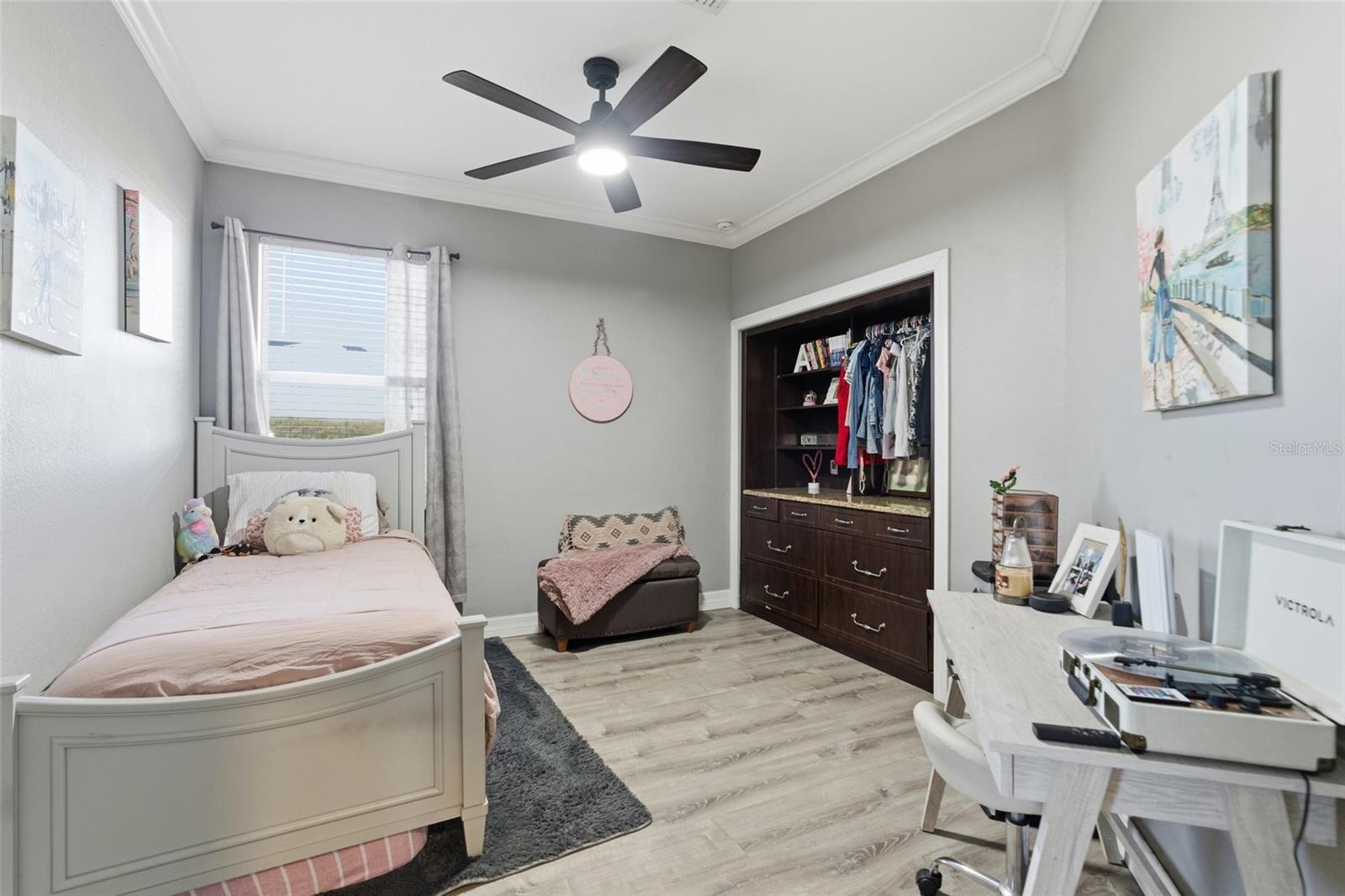 Image 36 of 56 For 13048 Pembroke Circle S