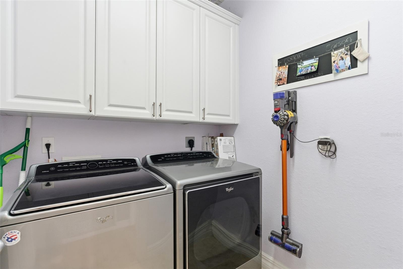 Image 38 of 56 For 13048 Pembroke Circle S