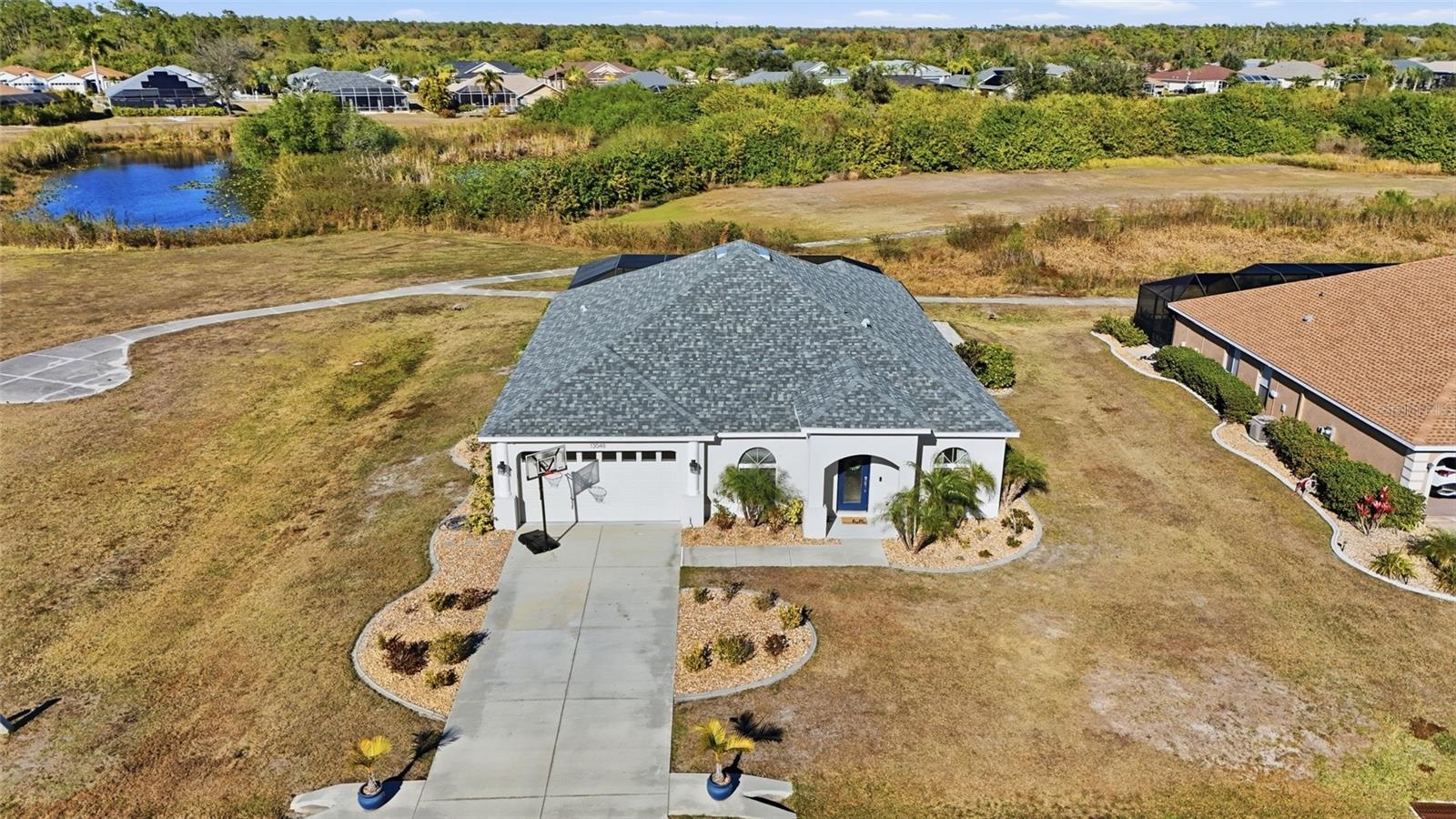 Image 4 of 56 For 13048 Pembroke Circle S