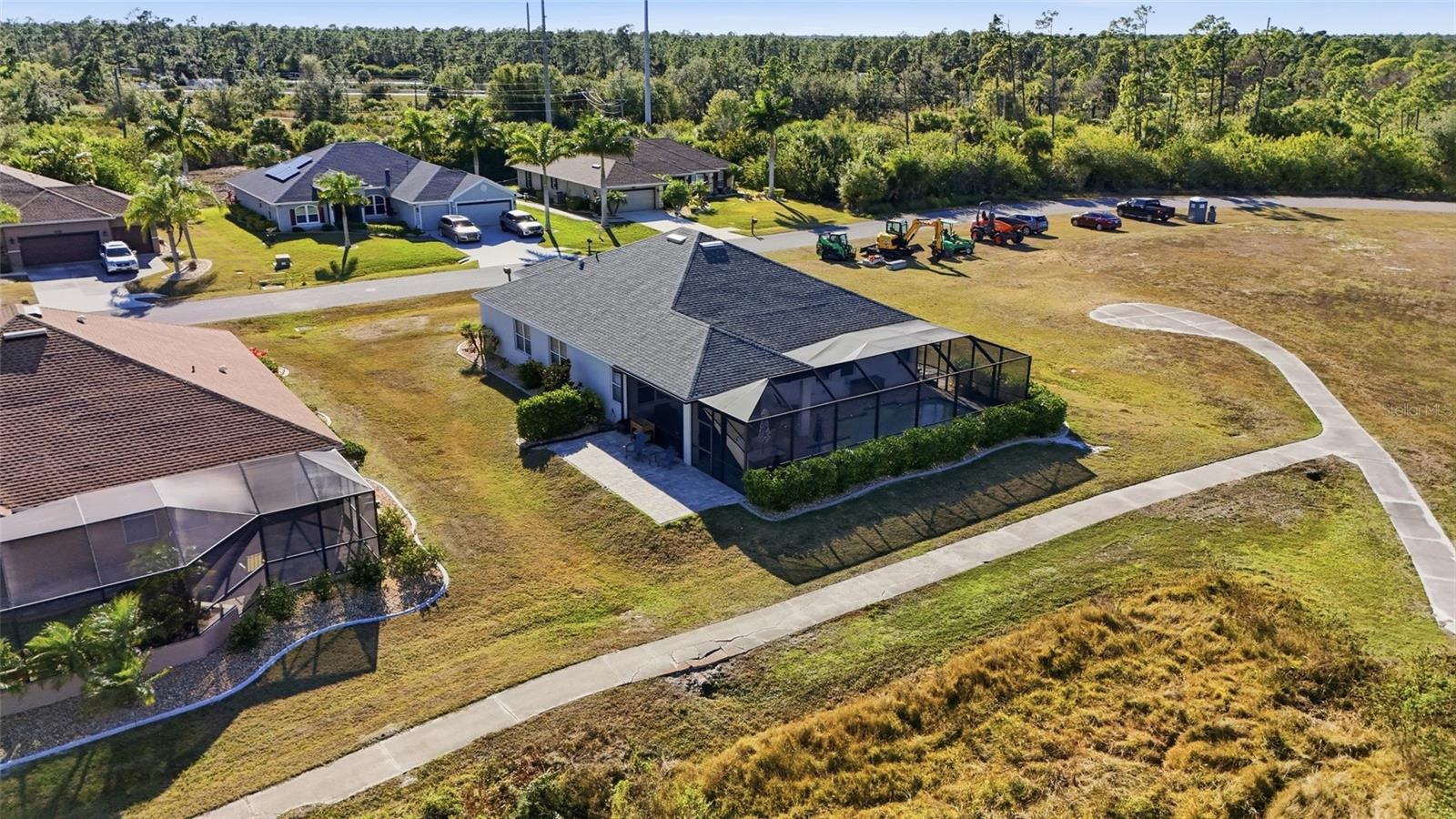 Image 47 of 56 For 13048 Pembroke Circle S