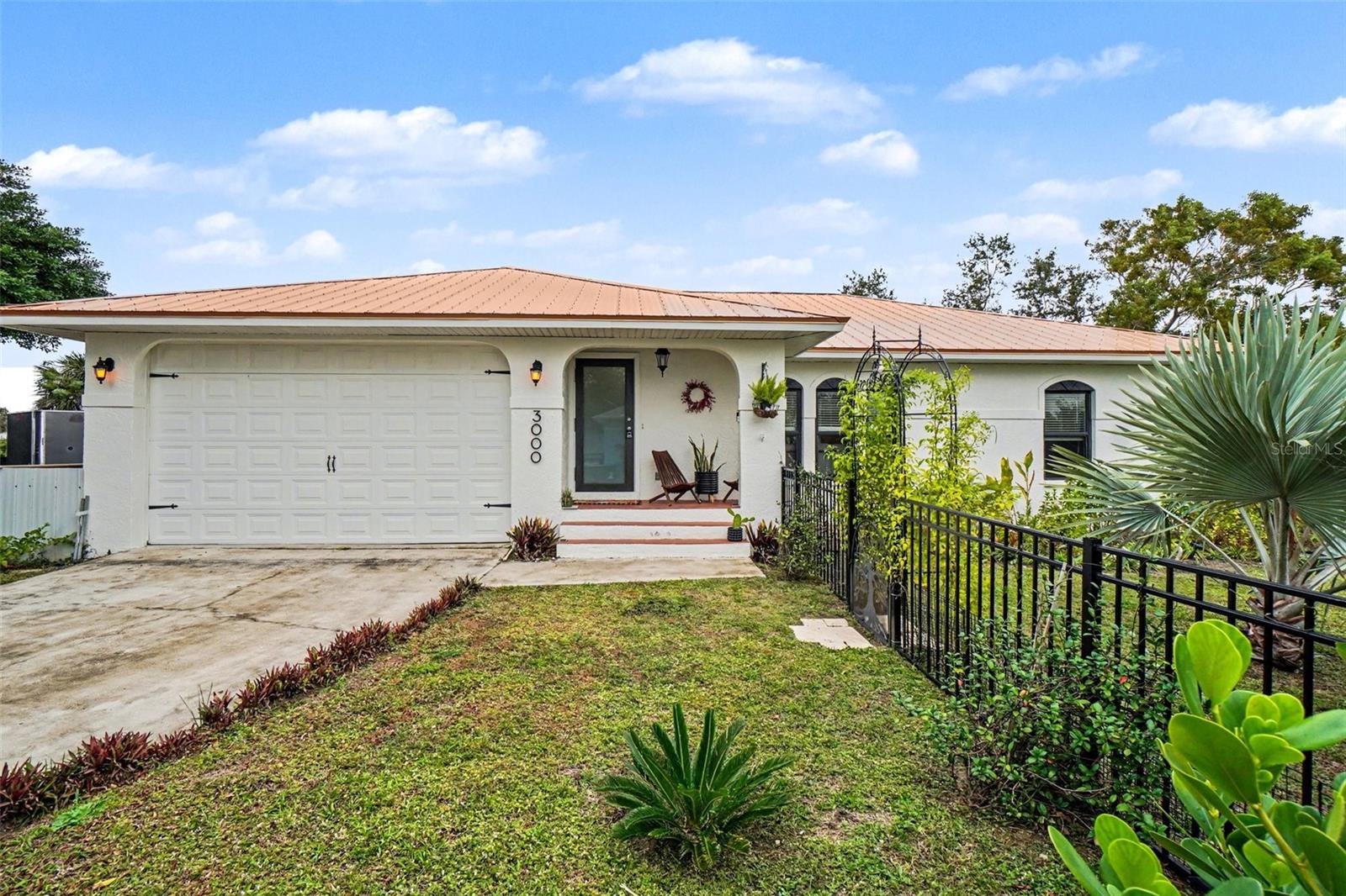 Image 2 of 32 For 3000 Banyan Way