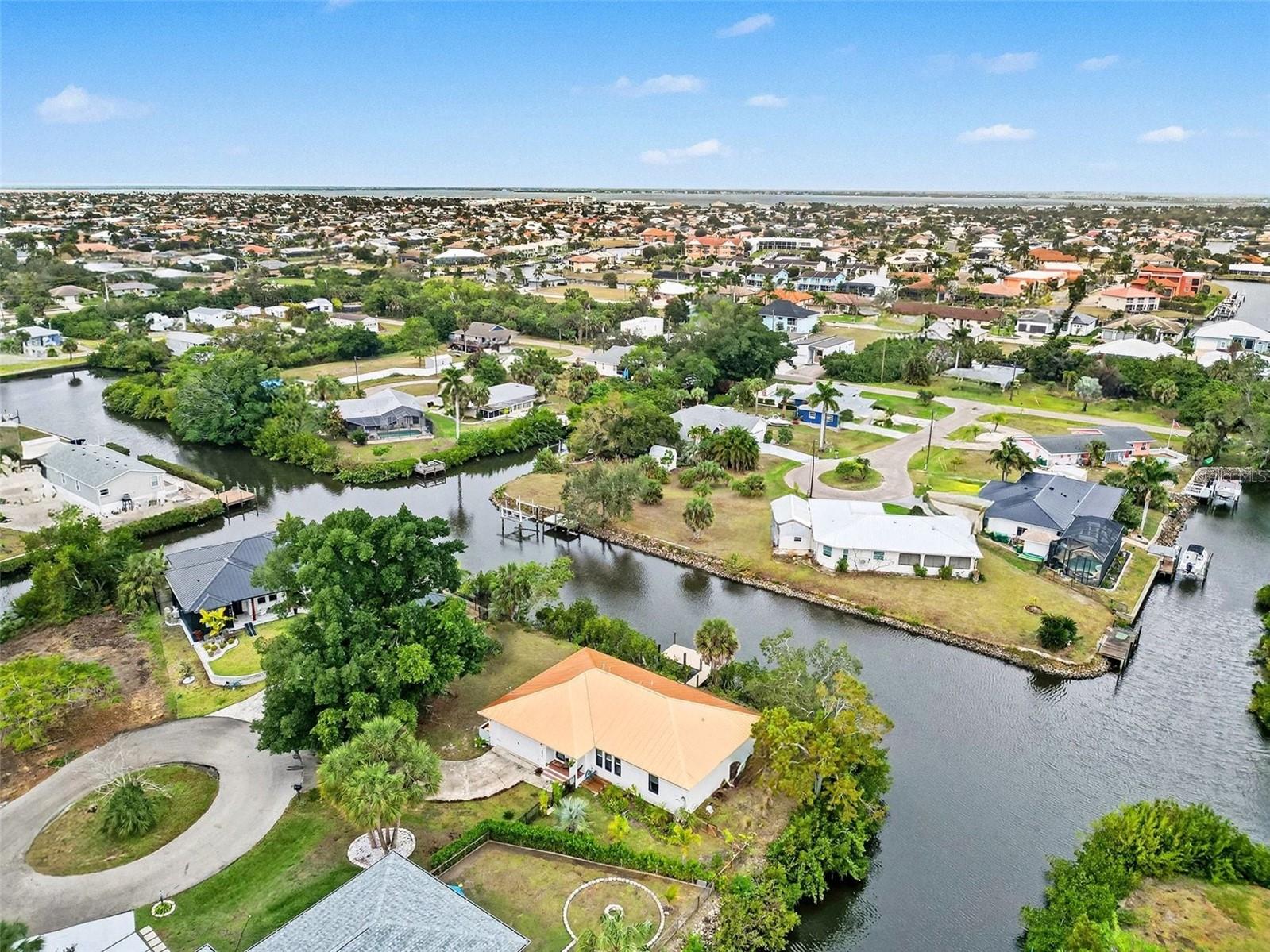 Image 29 of 32 For 3000 Banyan Way