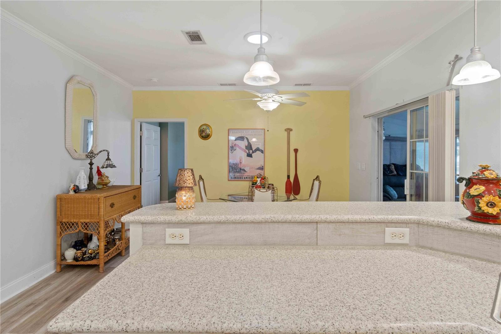 Image 16 of 71 For 8632 Lake Front Court