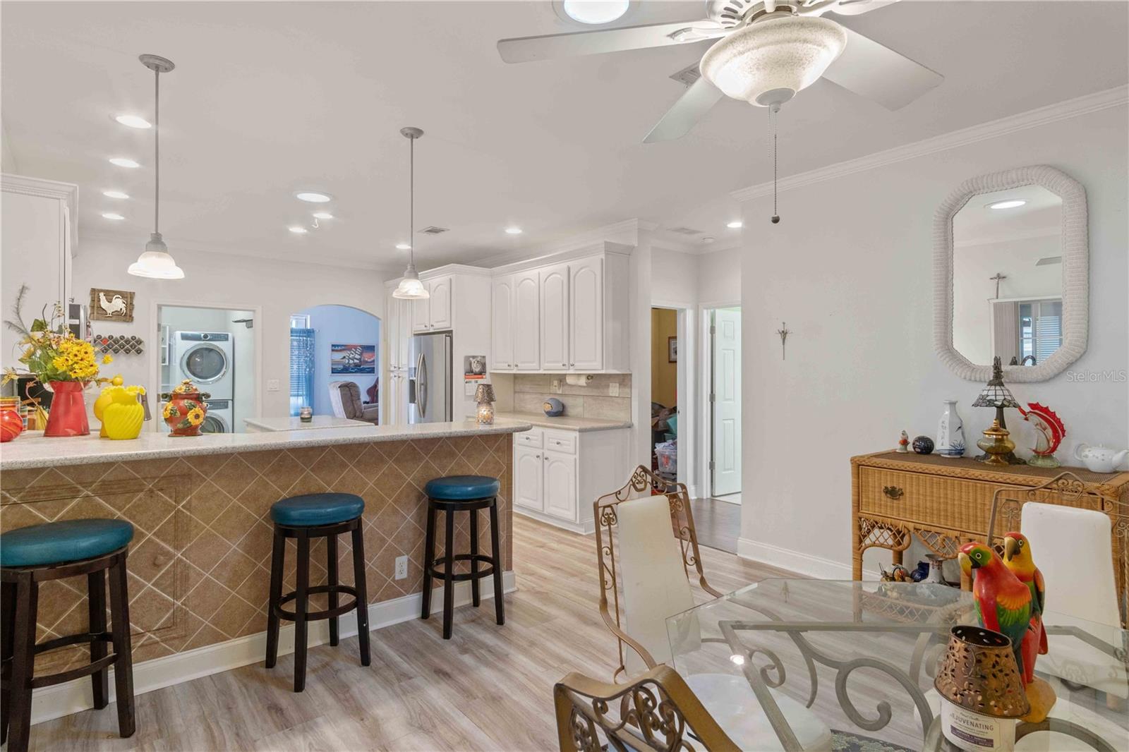 Image 24 of 71 For 8632 Lake Front Court