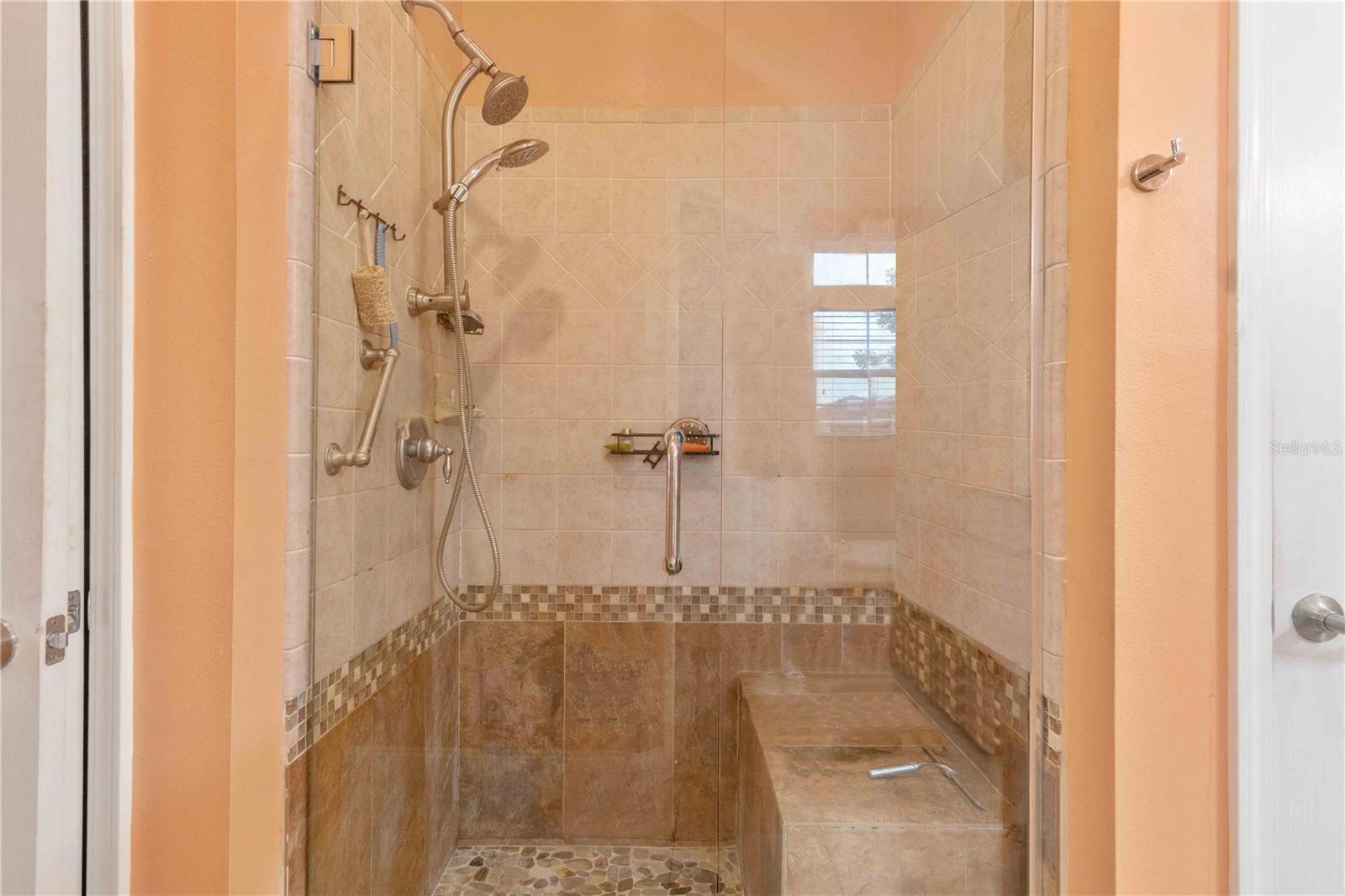 Image 33 of 71 For 8632 Lake Front Court