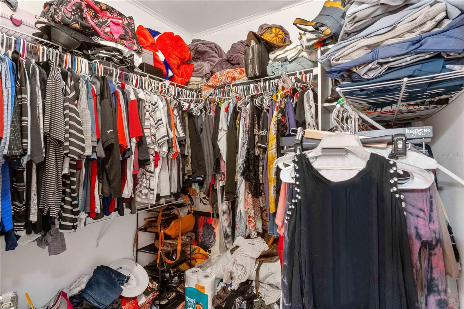 Image 36 of 71 For 8632 Lake Front Court