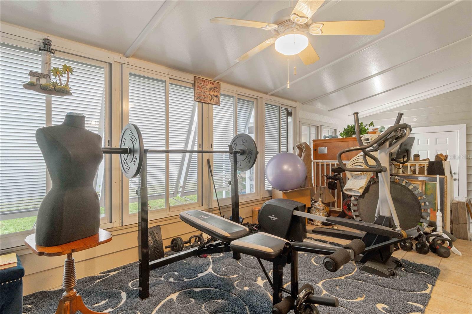 Image 41 of 71 For 8632 Lake Front Court