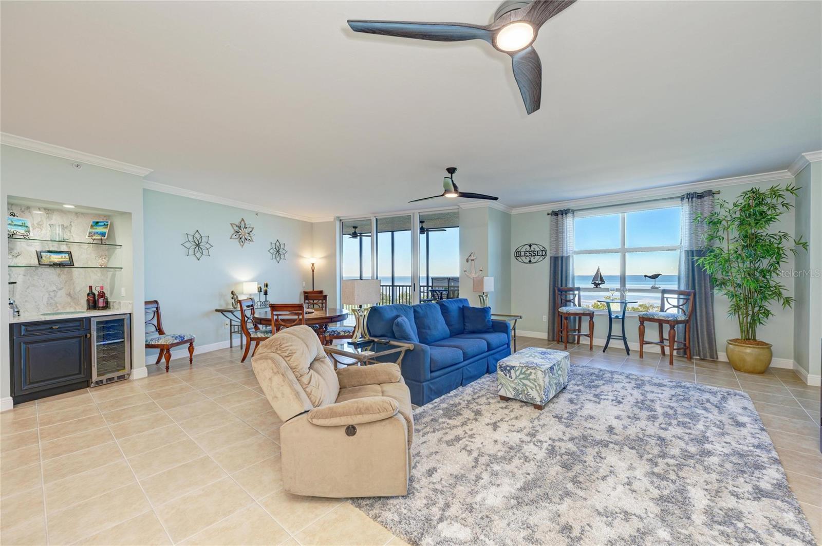 Image 19 of 68 For 3329 Sunset Key Circle 407