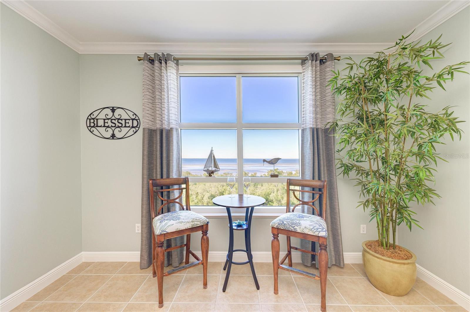 Image 22 of 68 For 3329 Sunset Key Circle 407