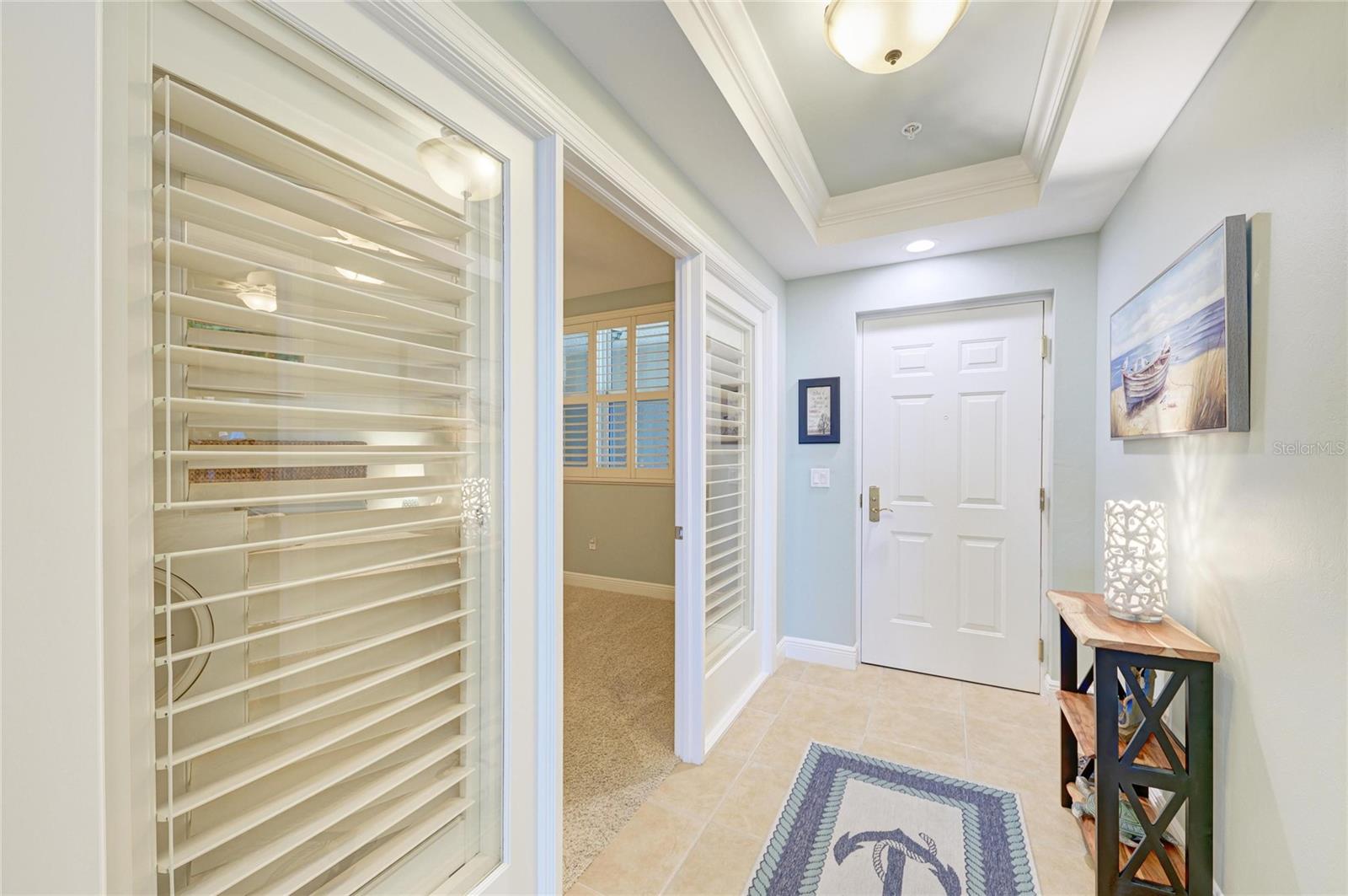 Image 34 of 68 For 3329 Sunset Key Circle 407