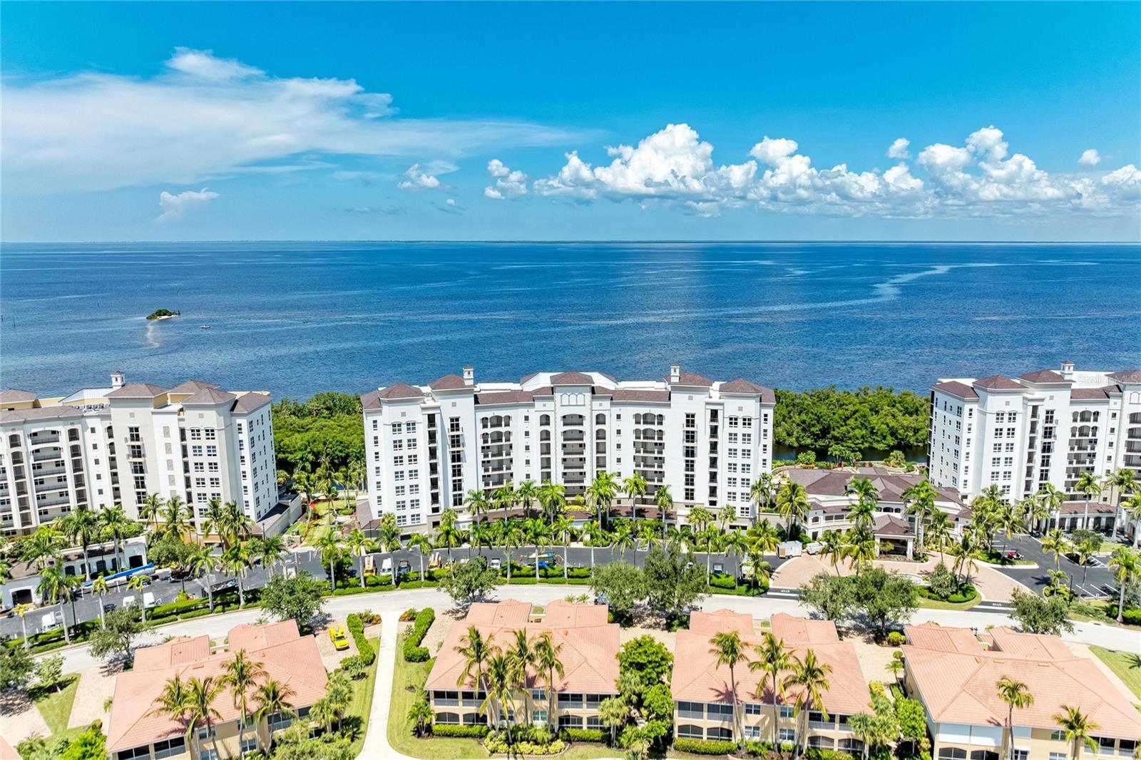 Image 61 of 68 For 3329 Sunset Key Circle 407