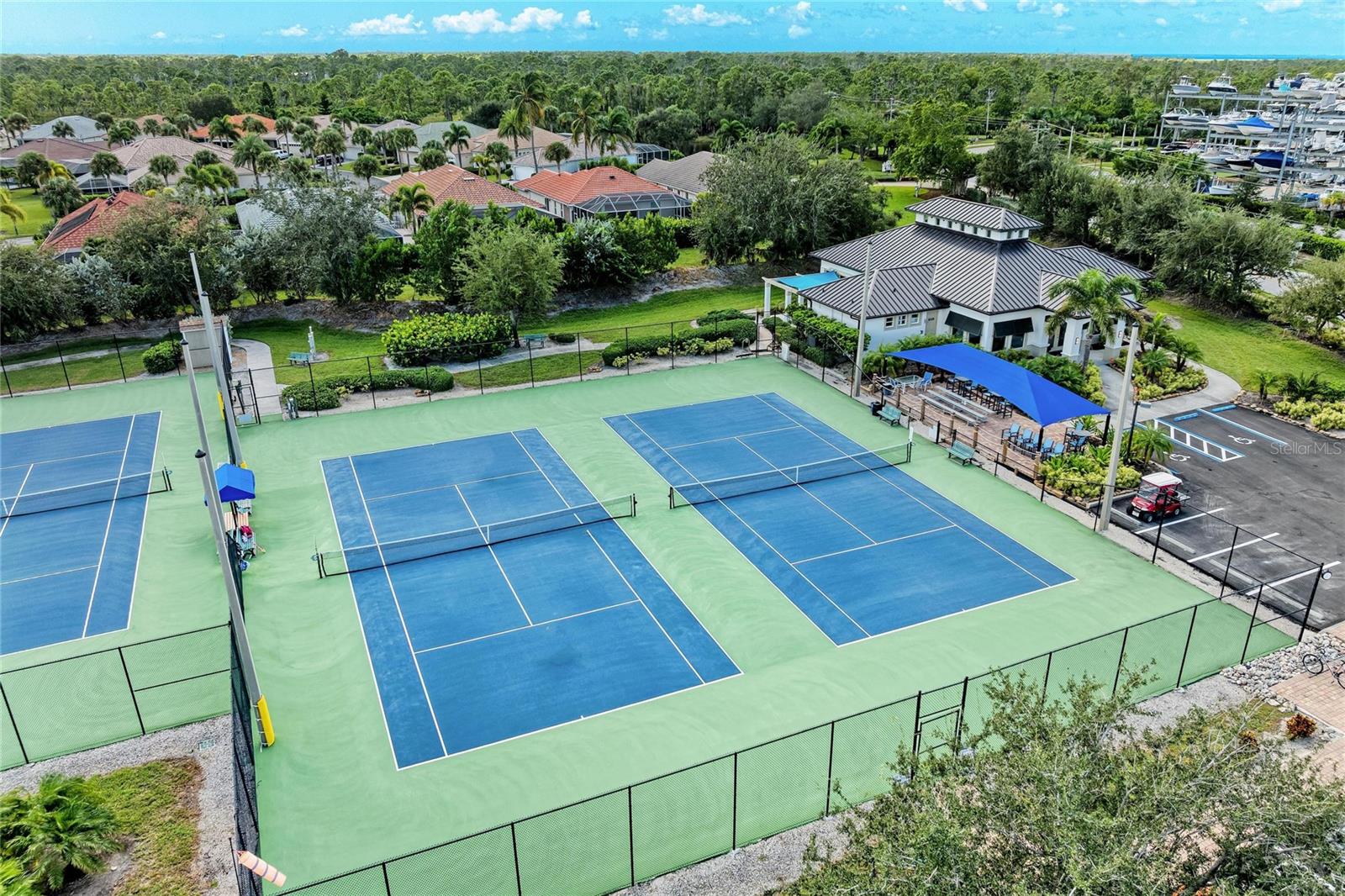 Image 65 of 68 For 3329 Sunset Key Circle 407