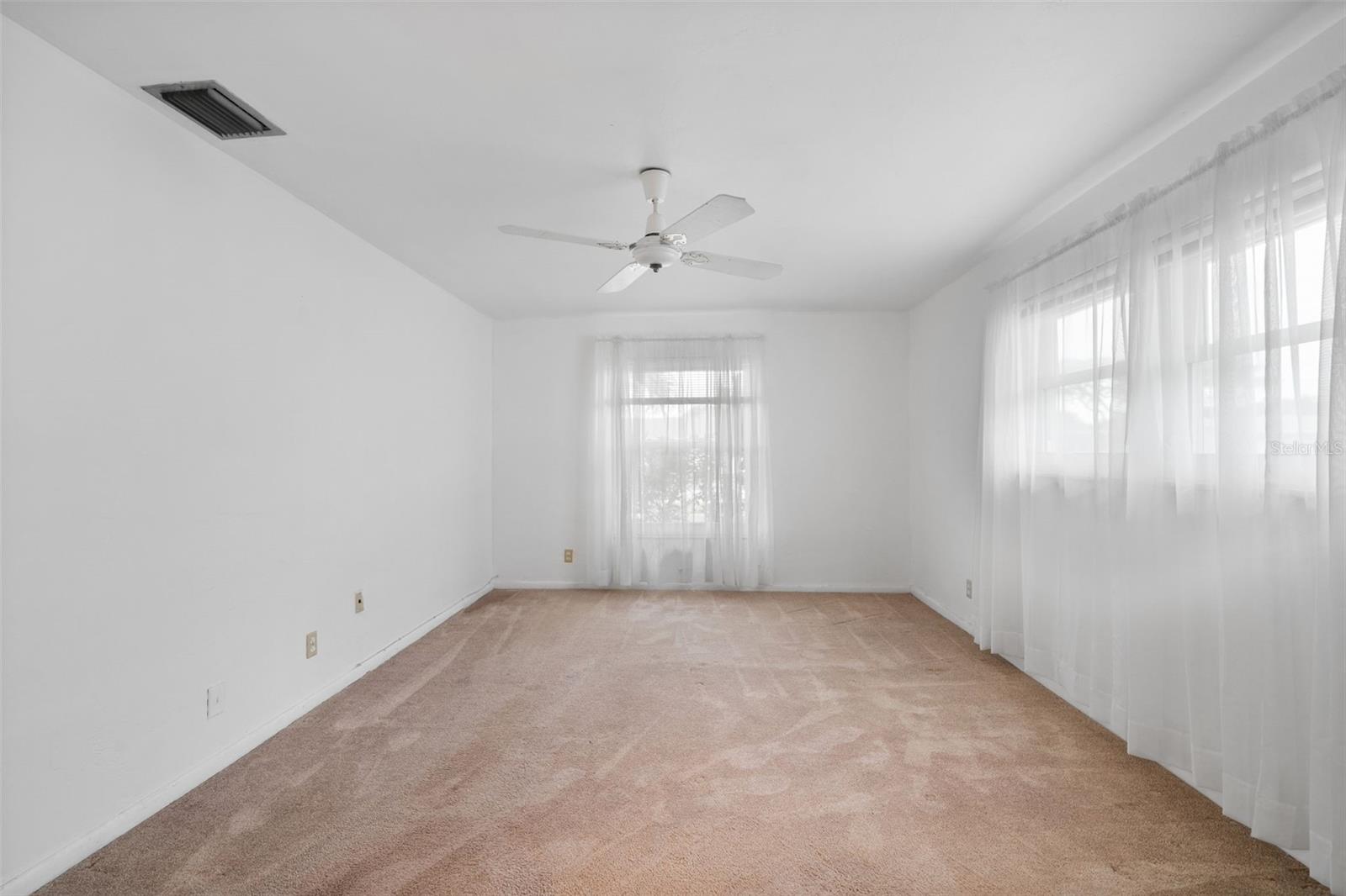 Image 18 of 38 For 1540 10th Street