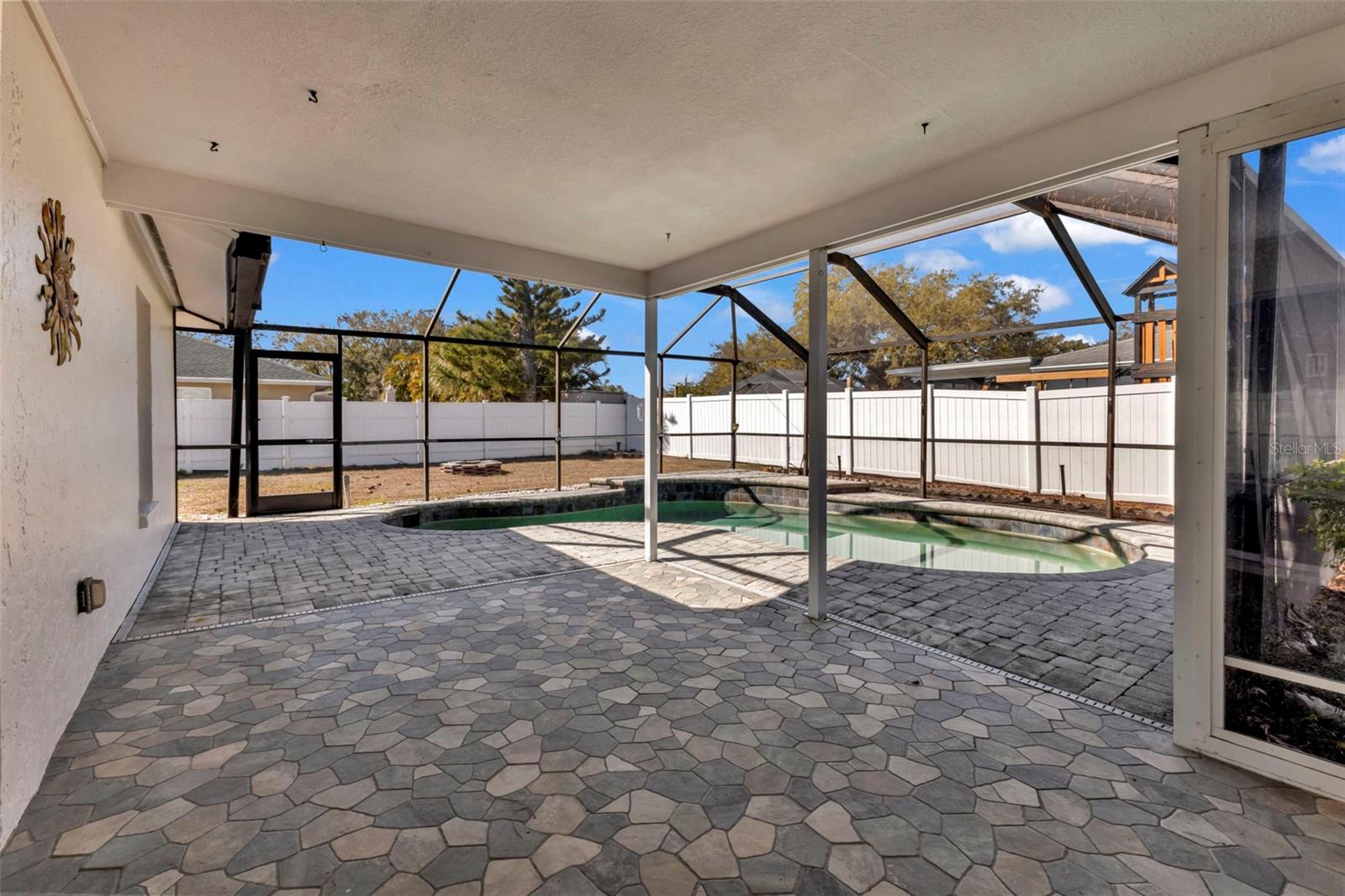 Image 40 of 59 For 4318 Eastwood Drive