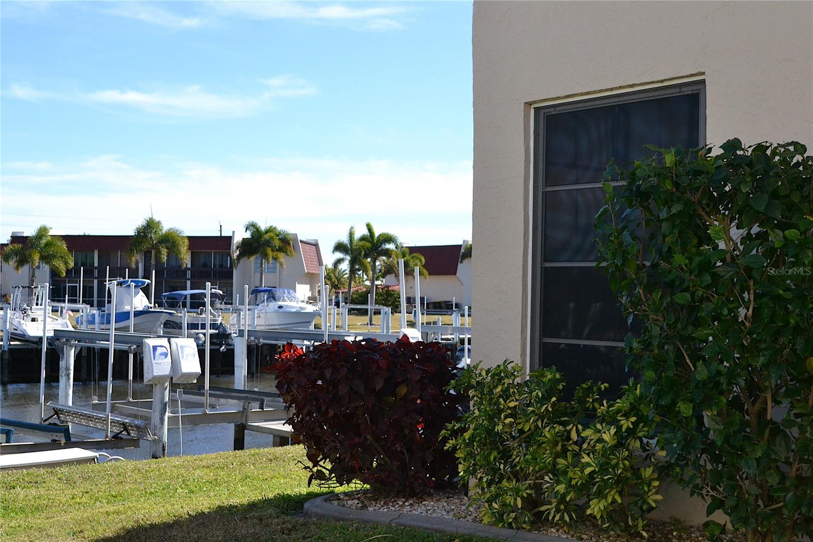 Image 10 of 56 For 220 Coldeway Drive 211