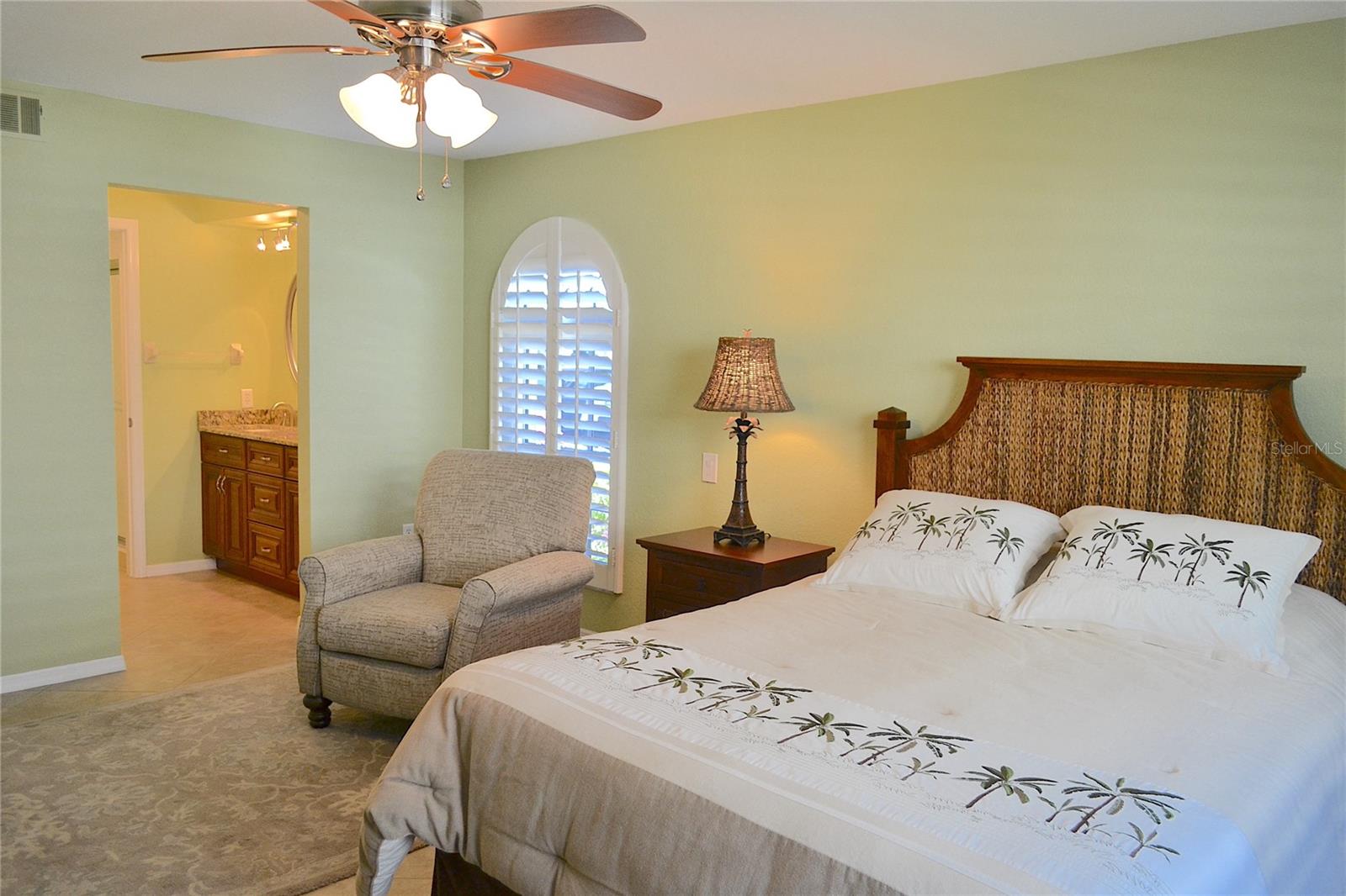 Image 14 of 56 For 220 Coldeway Drive 211