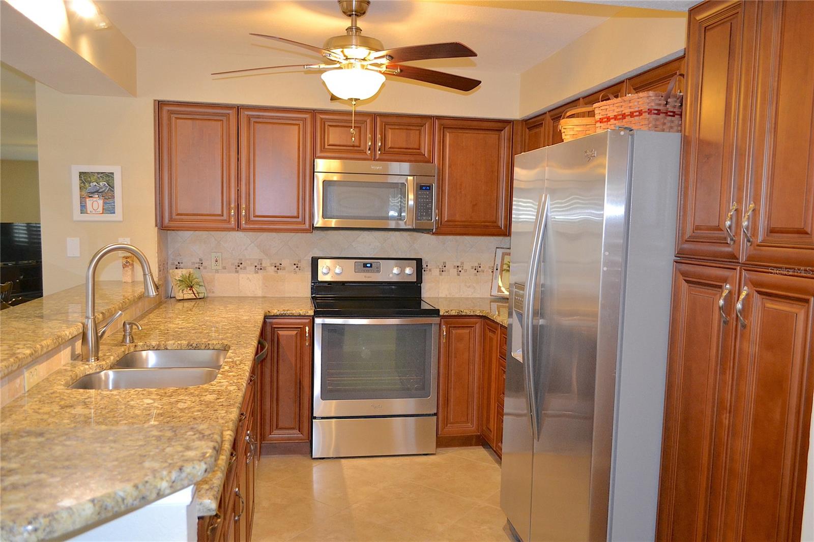 Image 33 of 56 For 220 Coldeway Drive 211