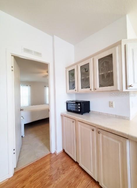 Image 19 of 52 For 29200 Jones Loop Road 125