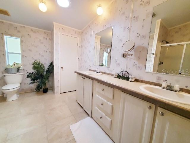 Image 26 of 52 For 29200 Jones Loop Road 125