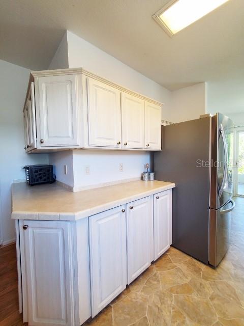 Image 40 of 52 For 29200 Jones Loop Road 125