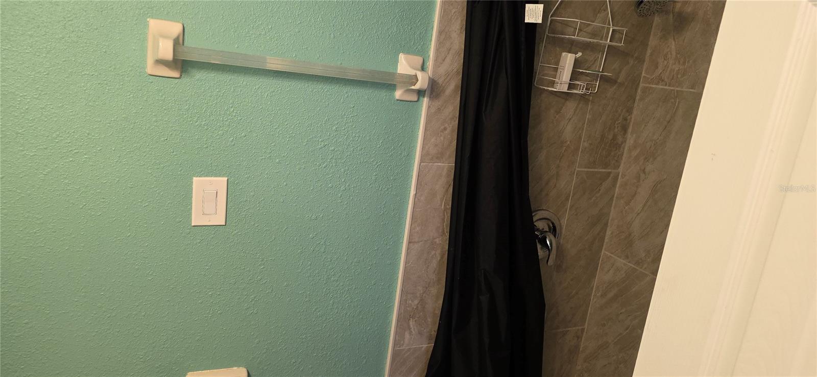 Image 18 of 26 For 22523 Westchester Boulevard 101b