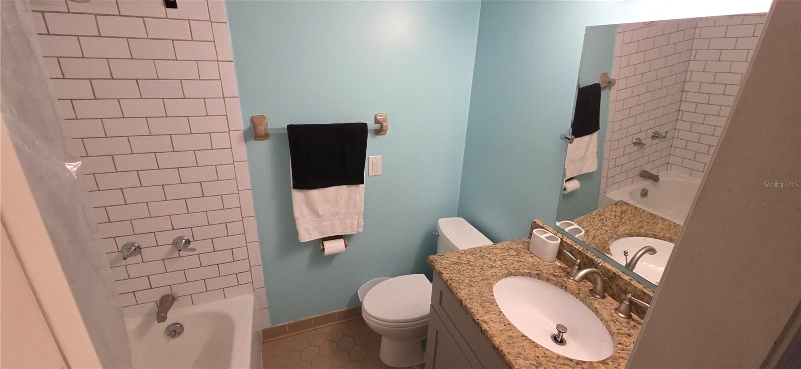 Image 18 of 24 For 22523 Westchester Boulevard 202a