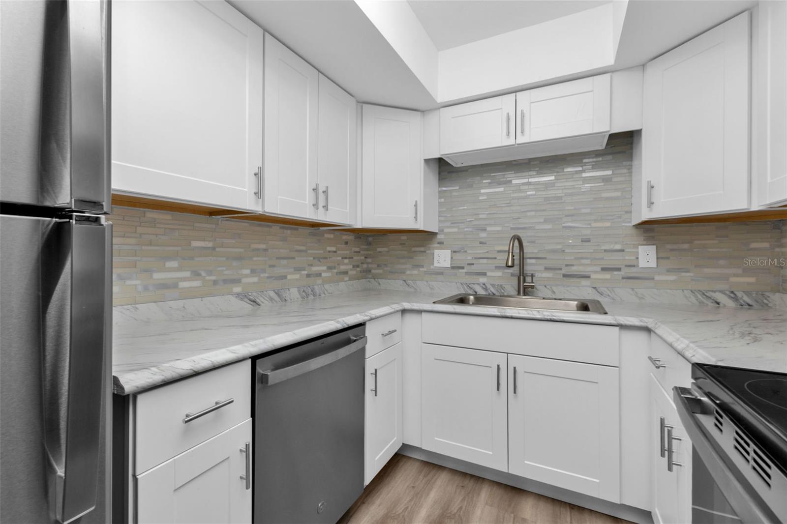 Image 11 of 53 For 2290 Aaron Street 109