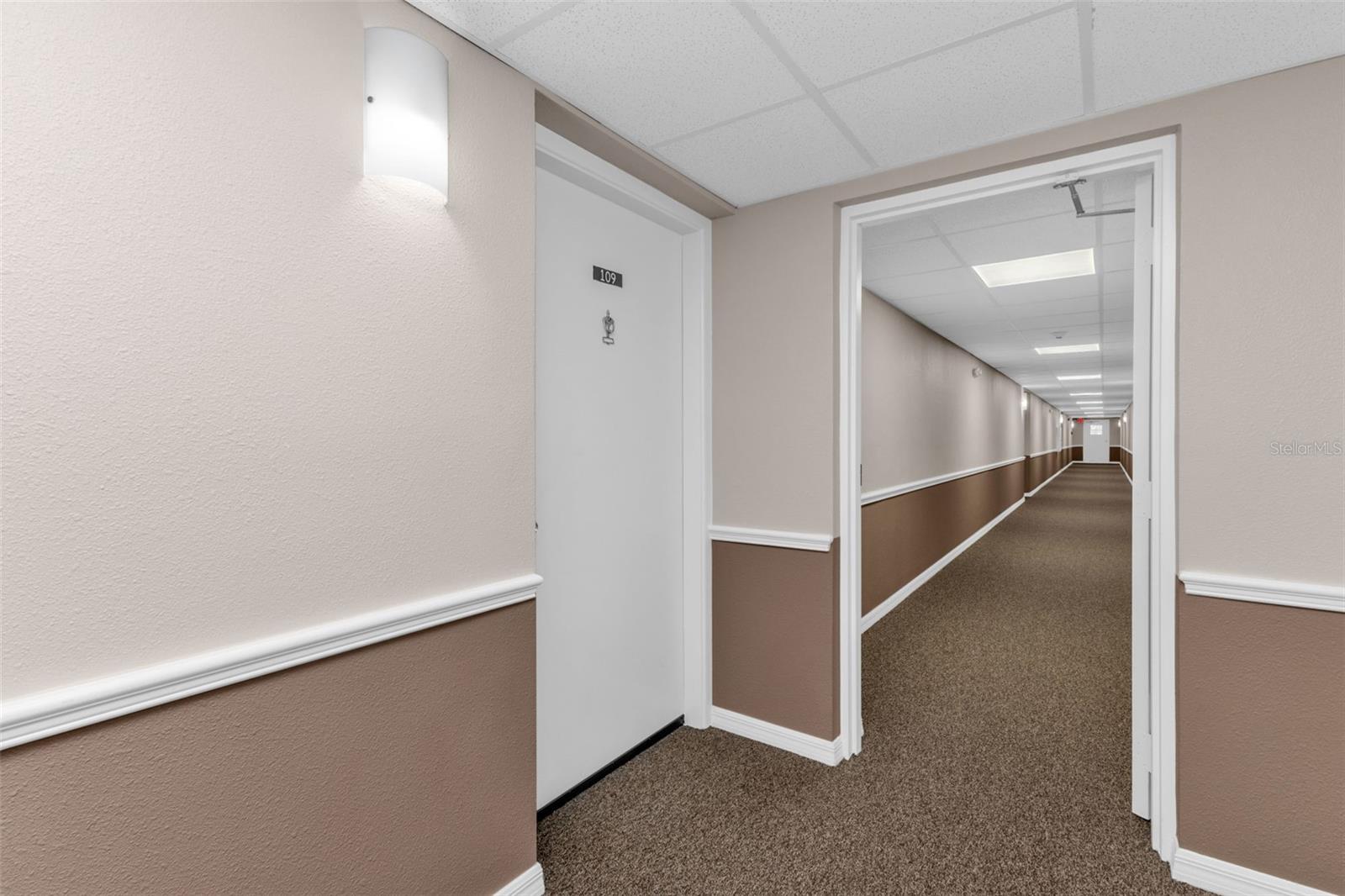 Image 25 of 53 For 2290 Aaron Street 109