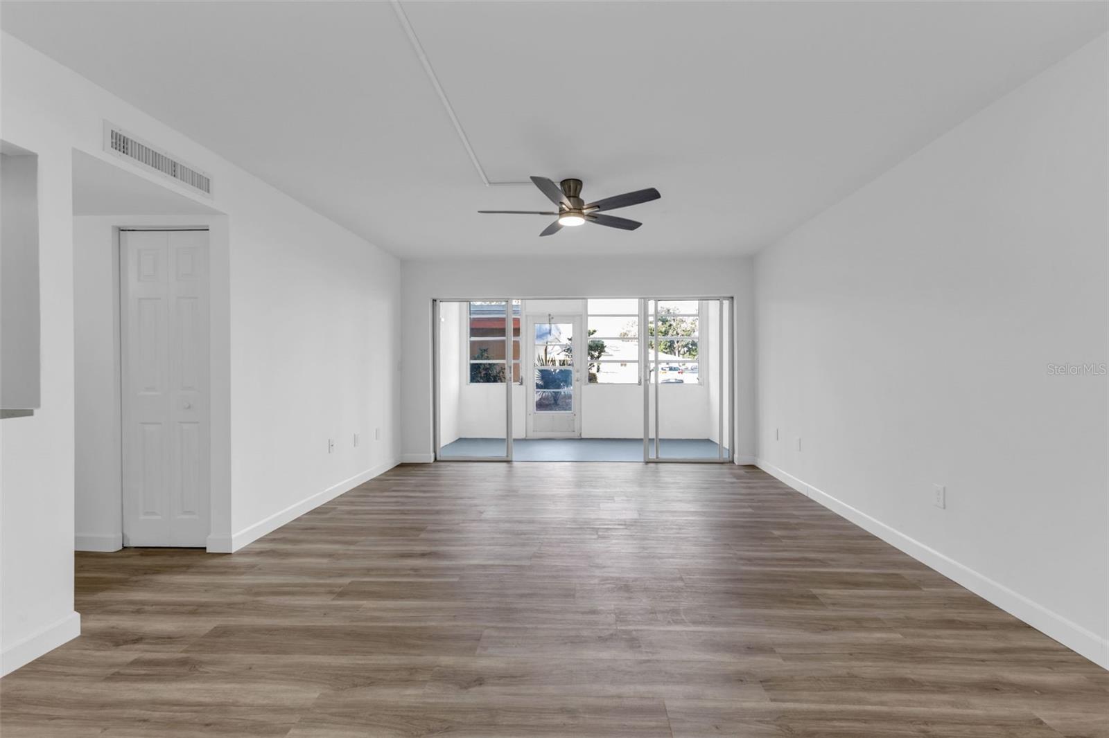 Image 7 of 53 For 2290 Aaron Street 109