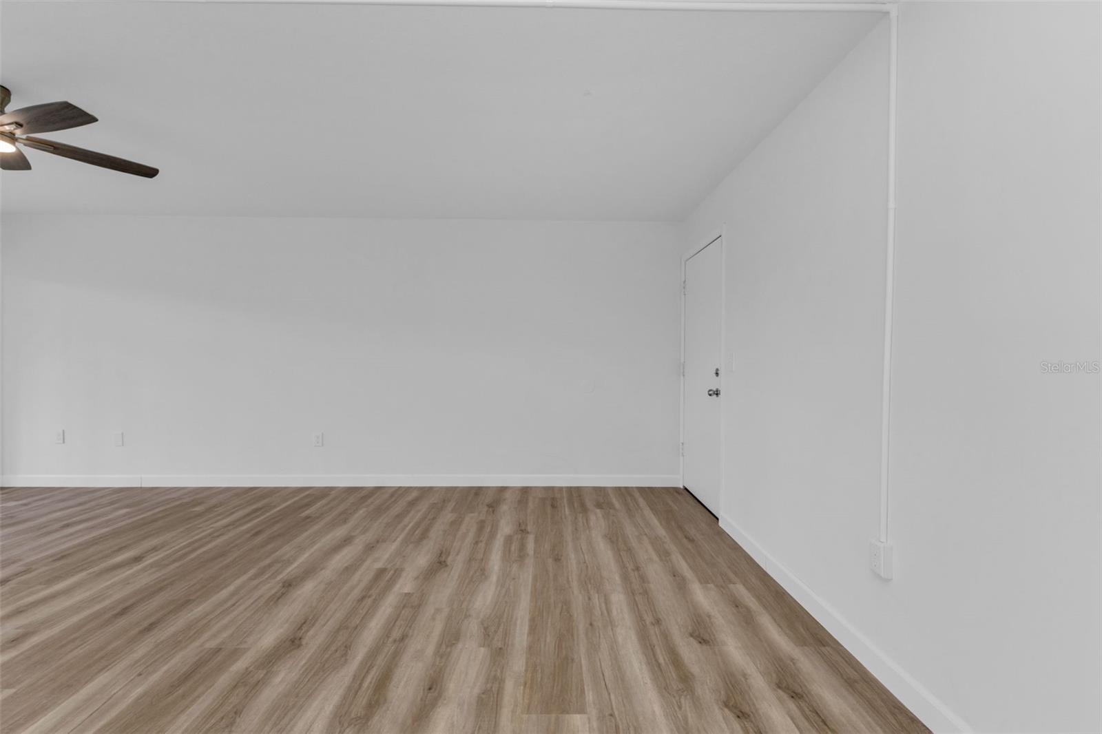 Image 8 of 53 For 2290 Aaron Street 109