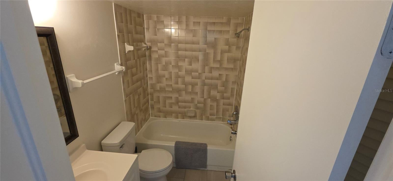 Image 11 of 25 For 22523 Westchester Boulevard 103f