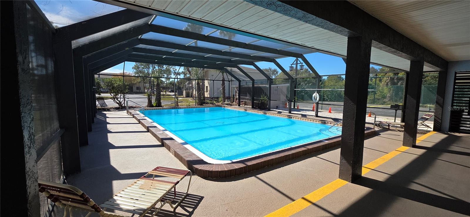 Image 21 of 25 For 22523 Westchester Boulevard 103f