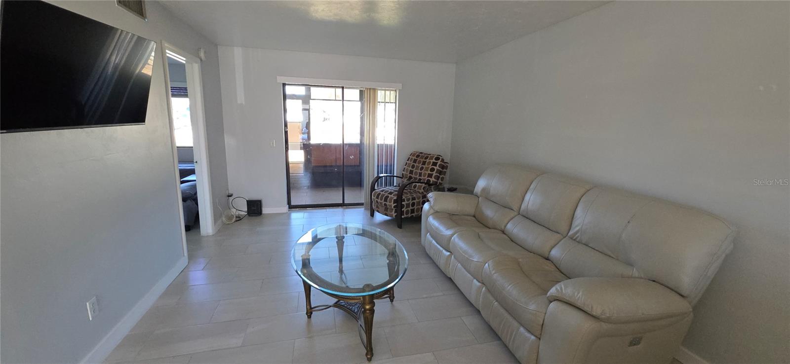 Image 7 of 25 For 22523 Westchester Boulevard 103f